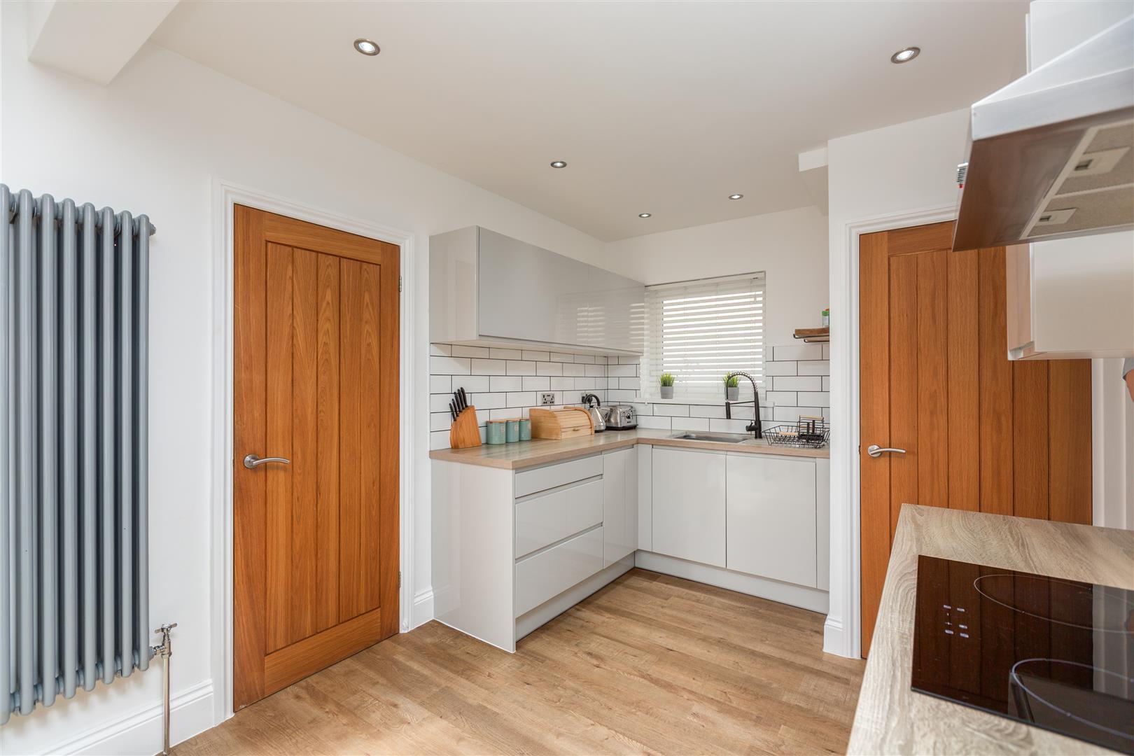 Peniel Road, Treboeth, Swansea, SA5 9DW